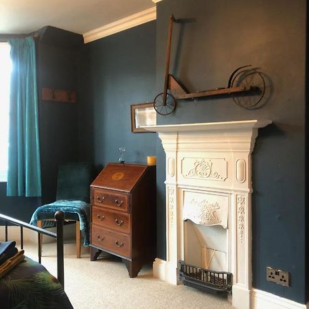 Bed and Breakfast Balcarres, Rodborough Avenue Stroud  Exterior foto